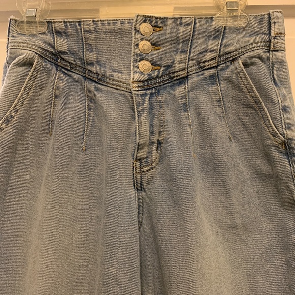 80s Style Cropped Jeans - Picture 3 of 4
